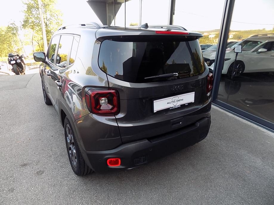 2021 Jeep Renegade — fotografija 12