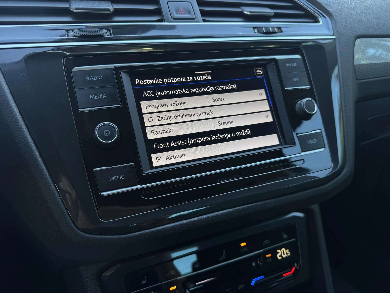 2022 Volkswagen Tiguan — fotografija 19