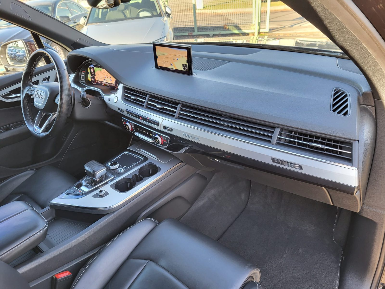 2016 Audi Q7 S line — fotografija 20