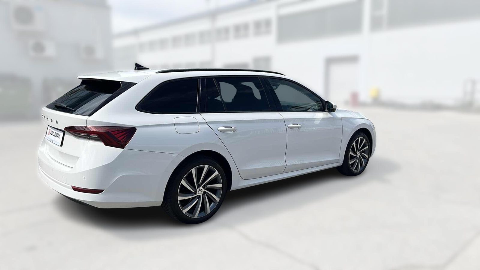2022 Škoda Octavia Combi — fotografija 7