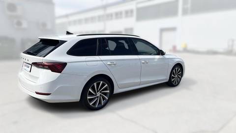 2022 Škoda Octavia Combi — sličica 7