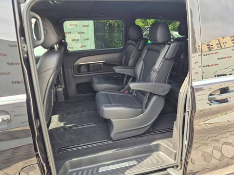 2017 Mercedes-Benz V-klasa — sličica 14