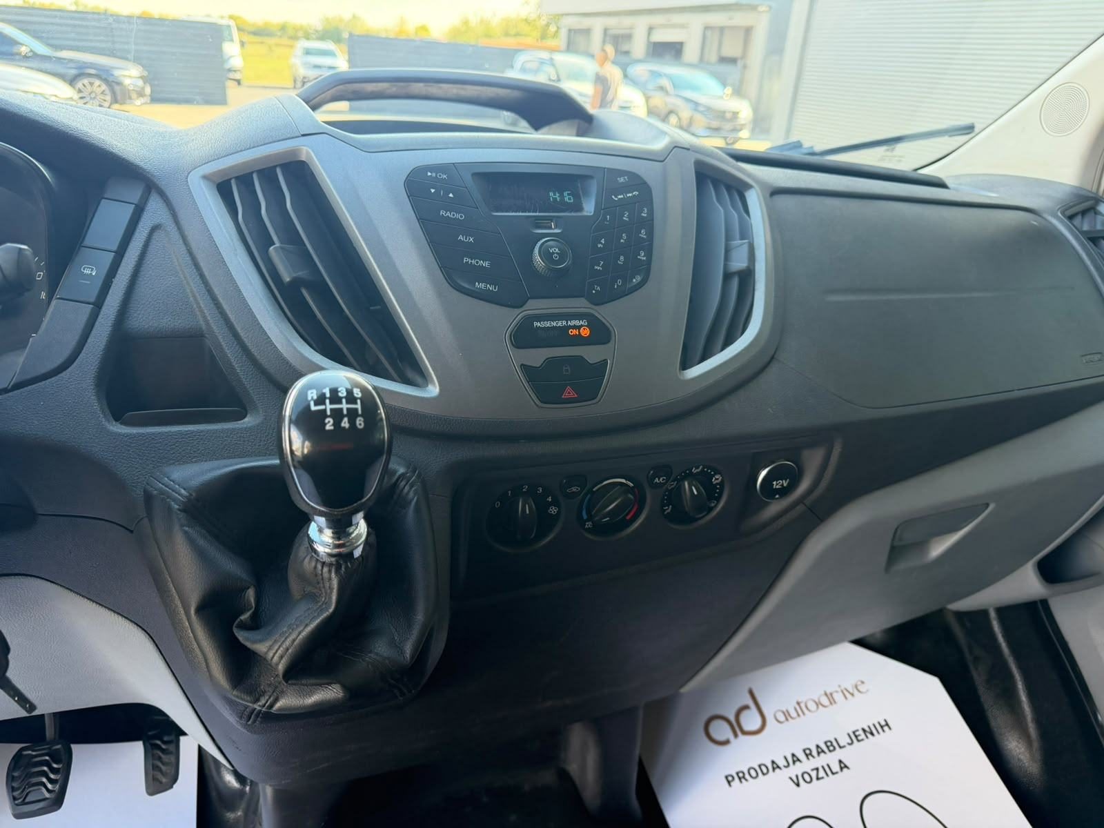 2015 Ford Transit — fotografija 19