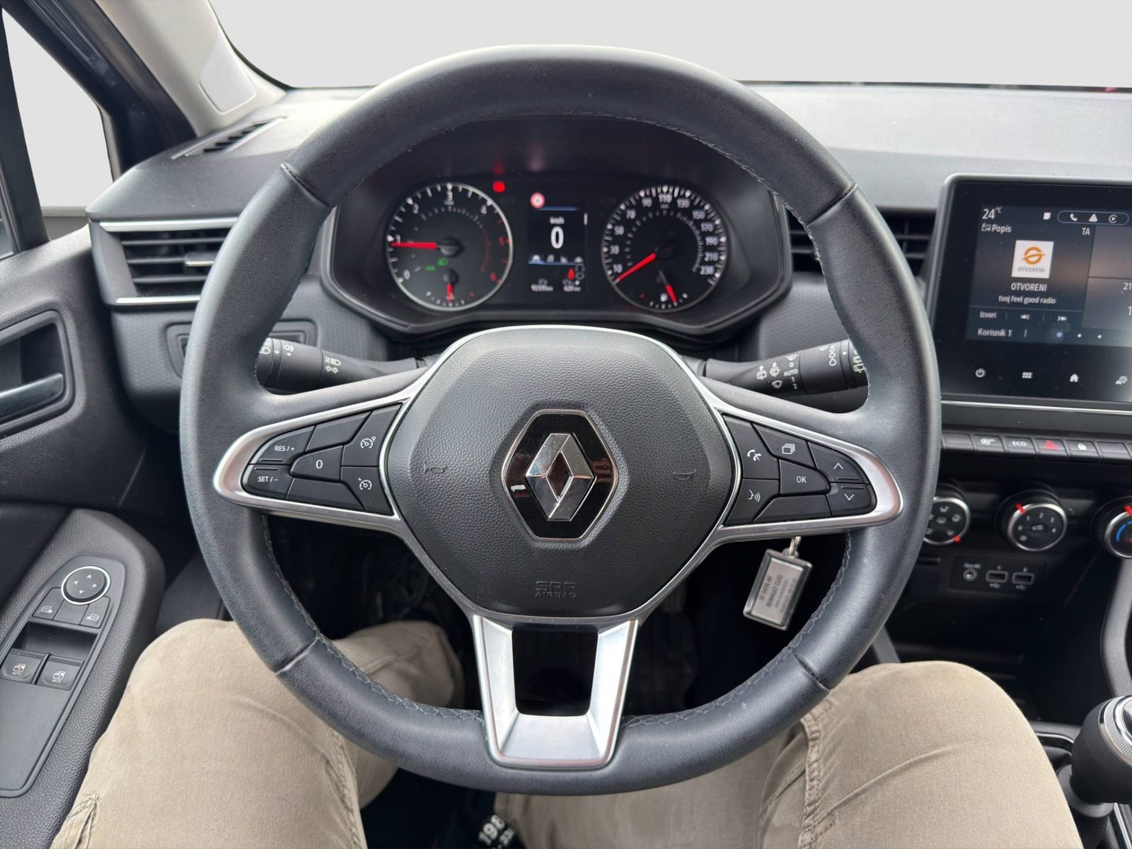 2023 Renault Clio — fotografija 15