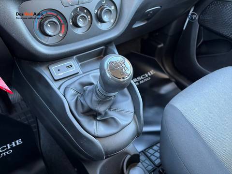 2017 Fiat Doblò — sličica 17