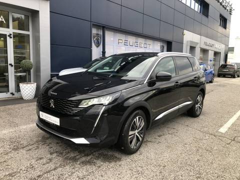 2023 Peugeot 5008