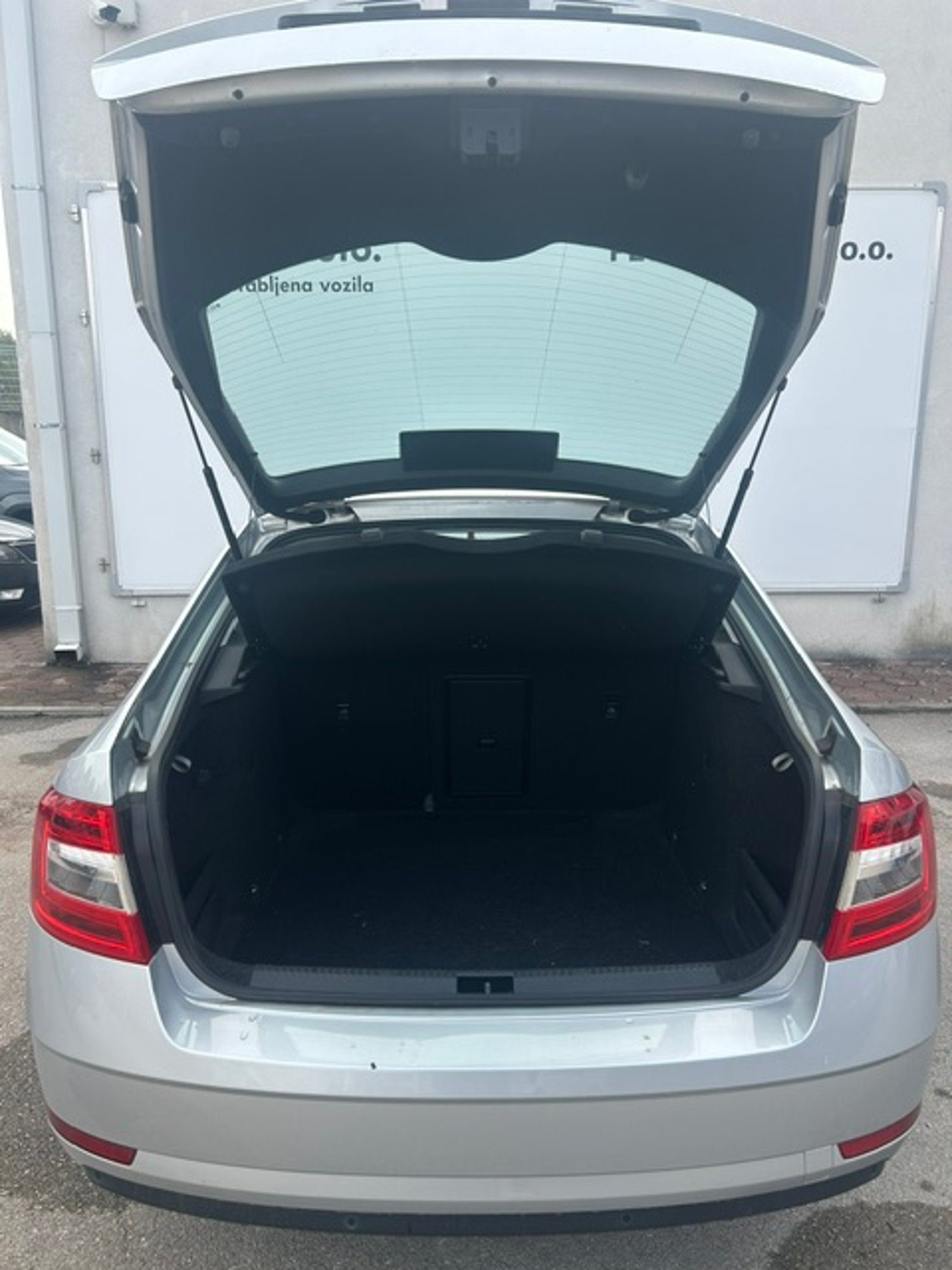 2019 Škoda Octavia — fotografija 7