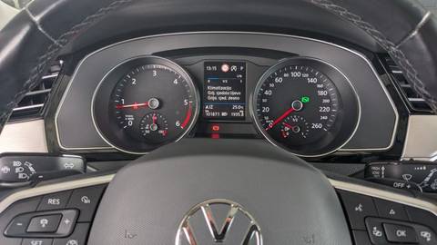 2023 Volkswagen Passat — sličica 15
