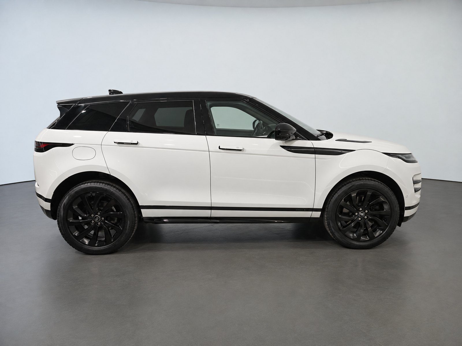 2026 Land Rover Range Rover Evoque — fotografija 4
