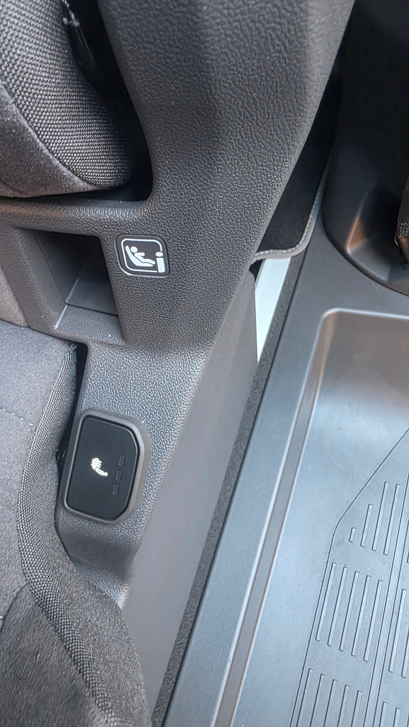 2023 Volkswagen Multivan — fotografija 16