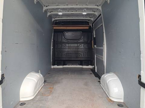 2017 Volkswagen Crafter — sličica 7