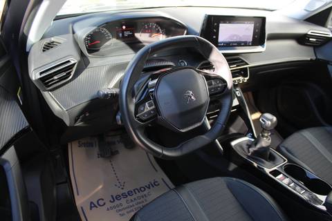 2022 Peugeot 2008 — sličica 9