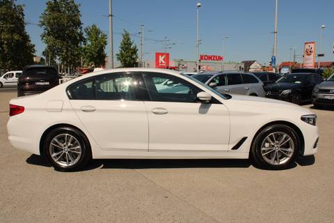 2020 BMW Serija 5 — sličica 4