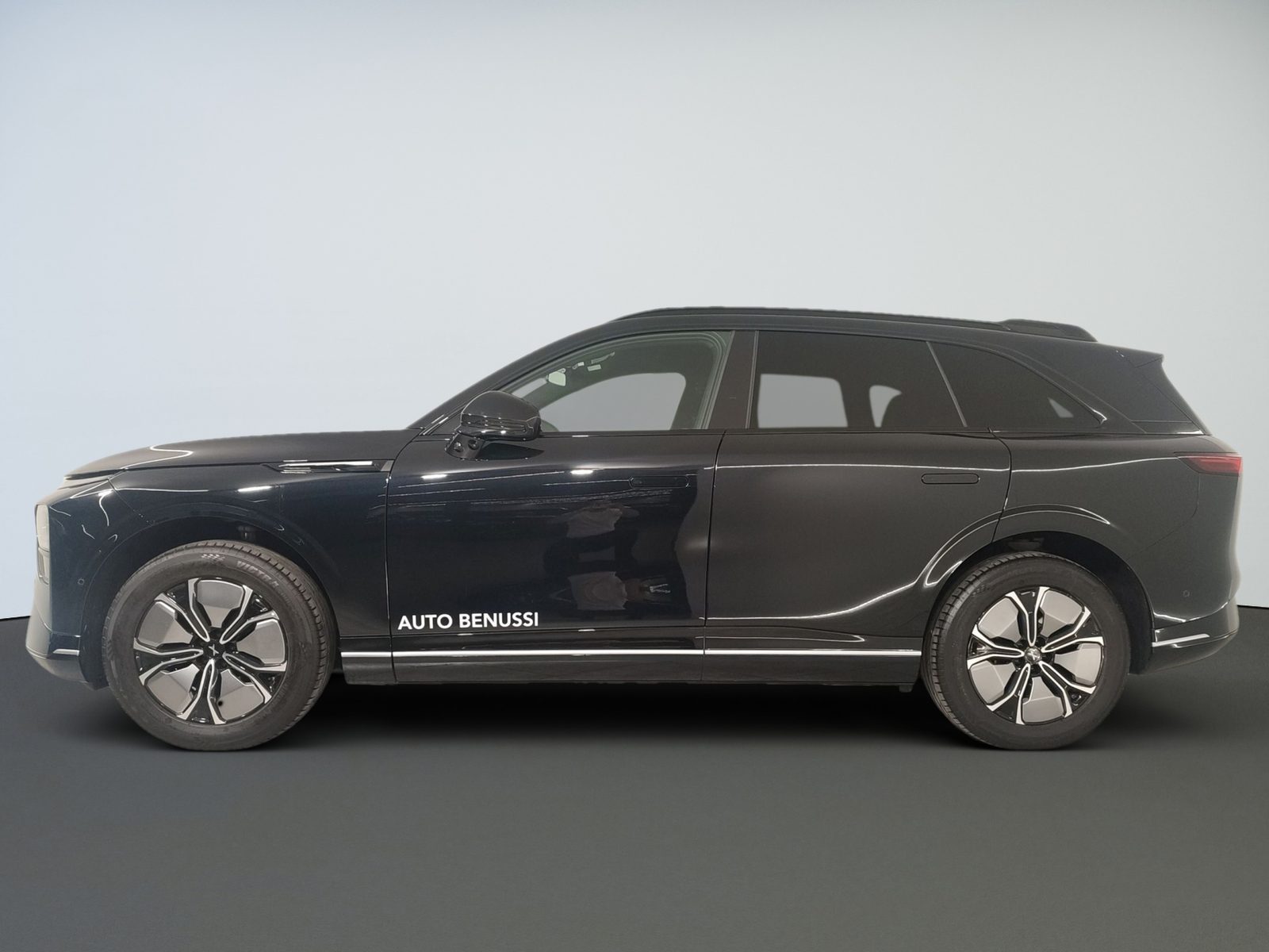 2025 XPENG G9 — fotografija 9