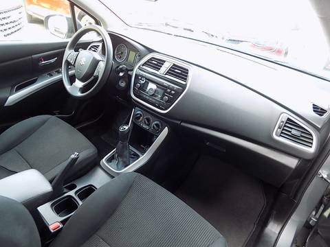 2017 Suzuki SX4 — sličica 10