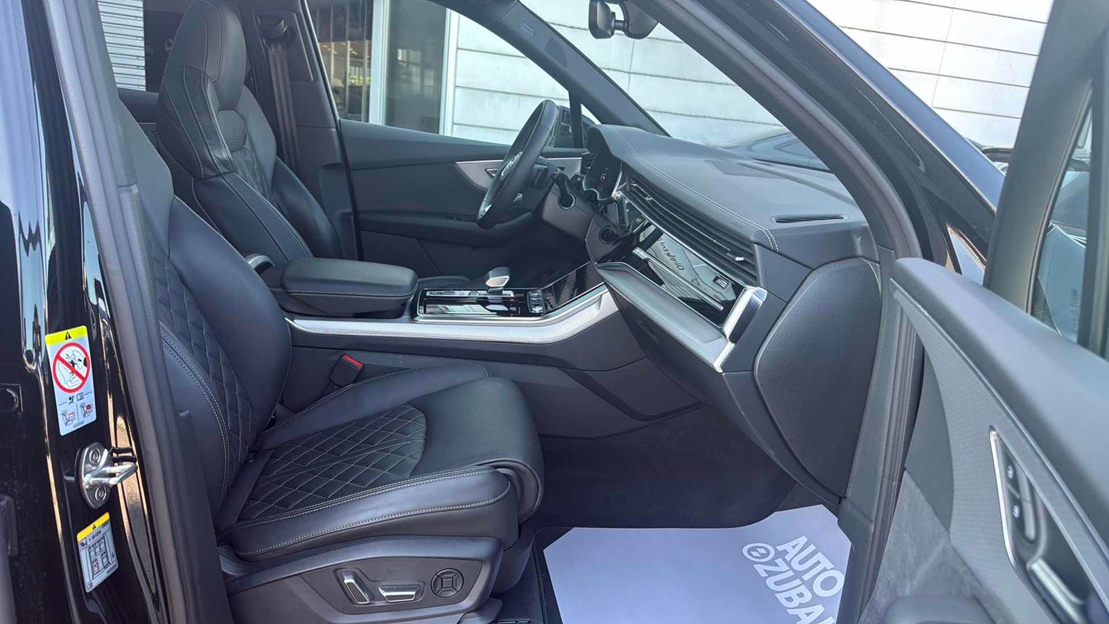 2024 Audi Q7 — fotografija 9