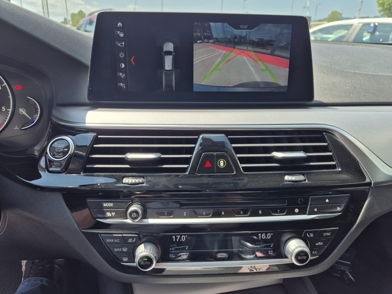 2017 BMW Serija 5 — fotografija 14