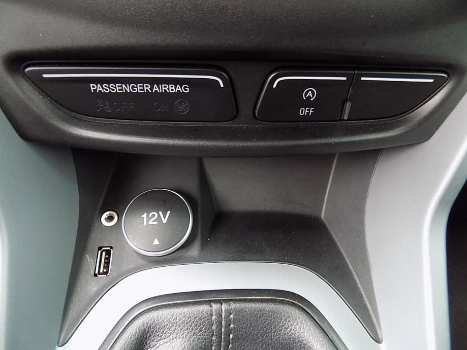 2017 Ford B-Max — fotografija 17