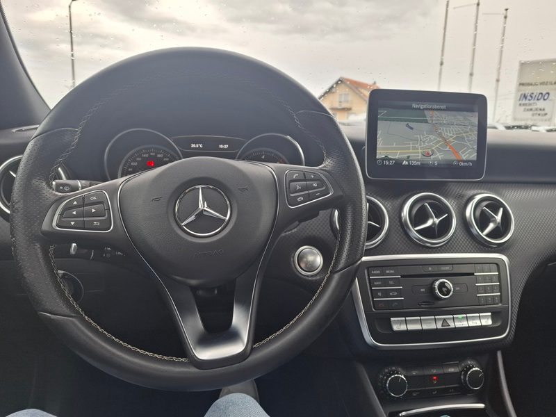 2018 Mercedes-Benz A-klasa — fotografija 12