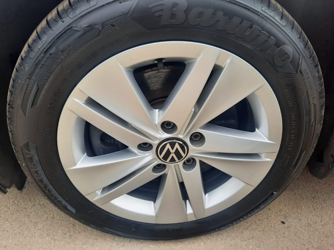 2022 Volkswagen Golf — fotografija 9