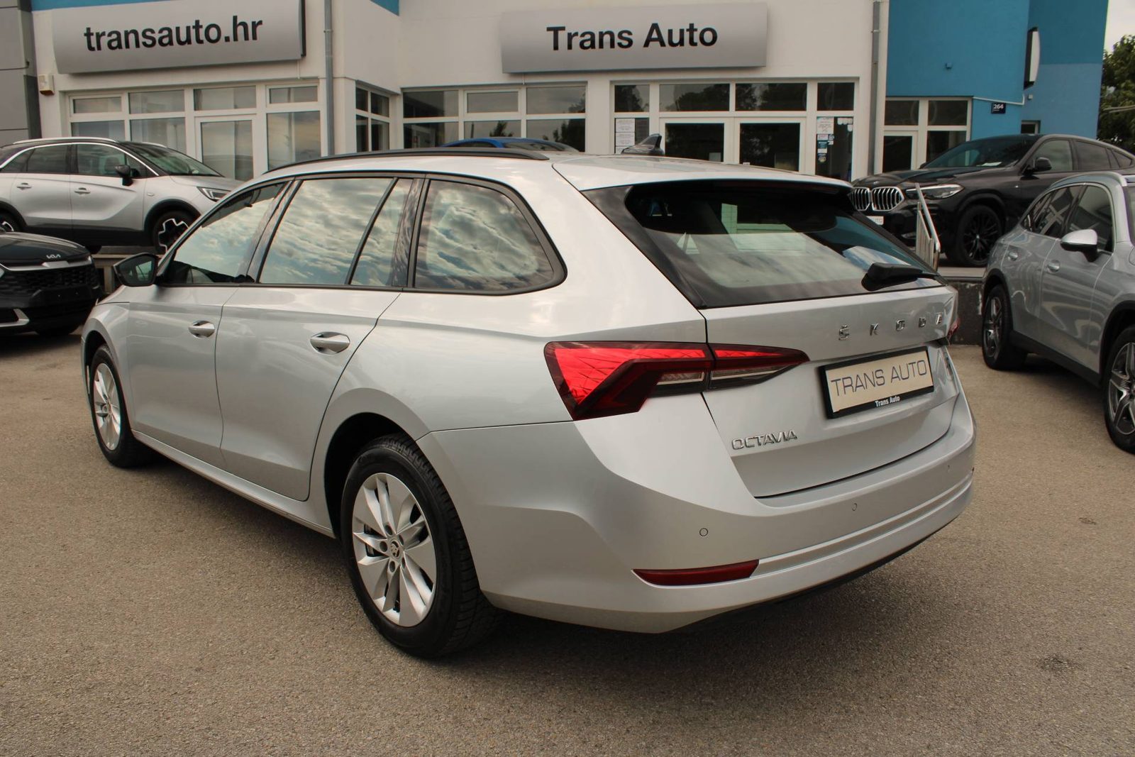 2023 Škoda Octavia Combi — fotografija 7