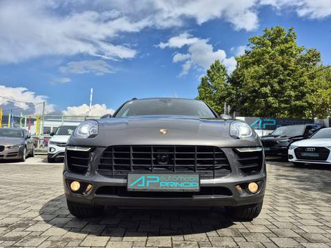 2014 Porsche Macan