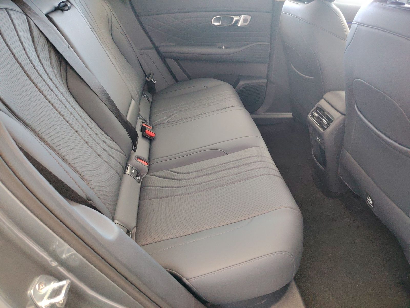 2026 Geely Starray EM-i — fotografija 18