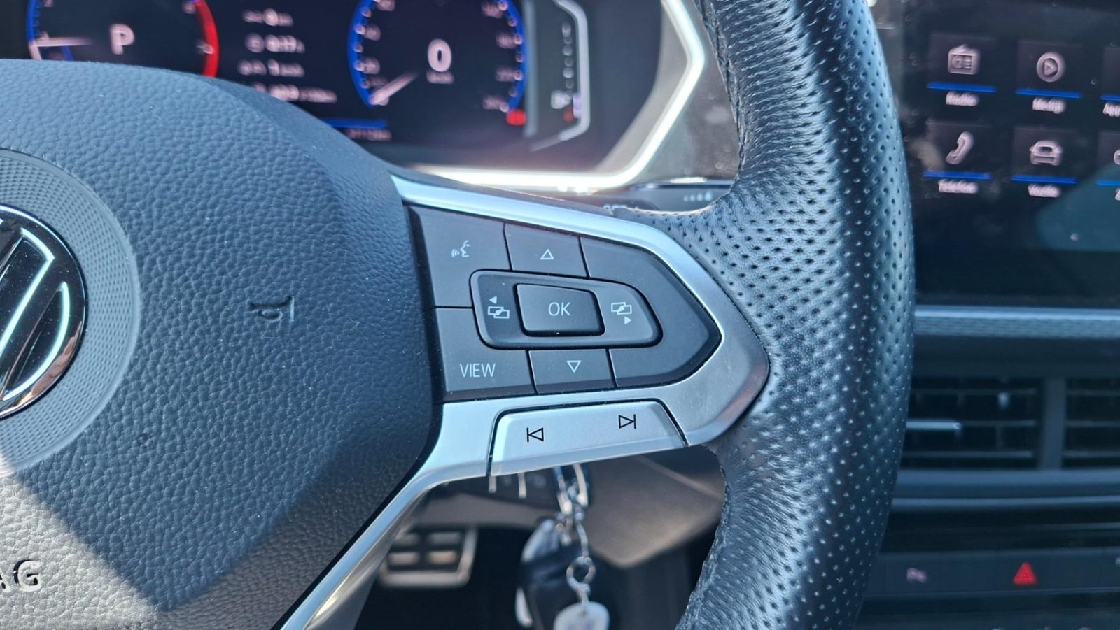 2019 Volkswagen T-Cross — fotografija 16