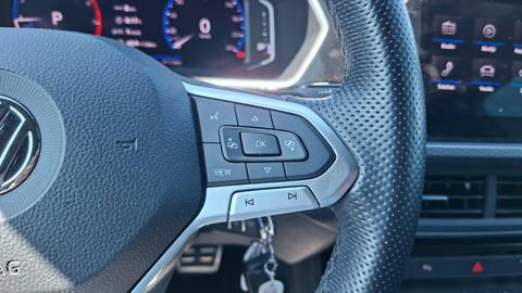 2019 Volkswagen T-Cross — sličica 16