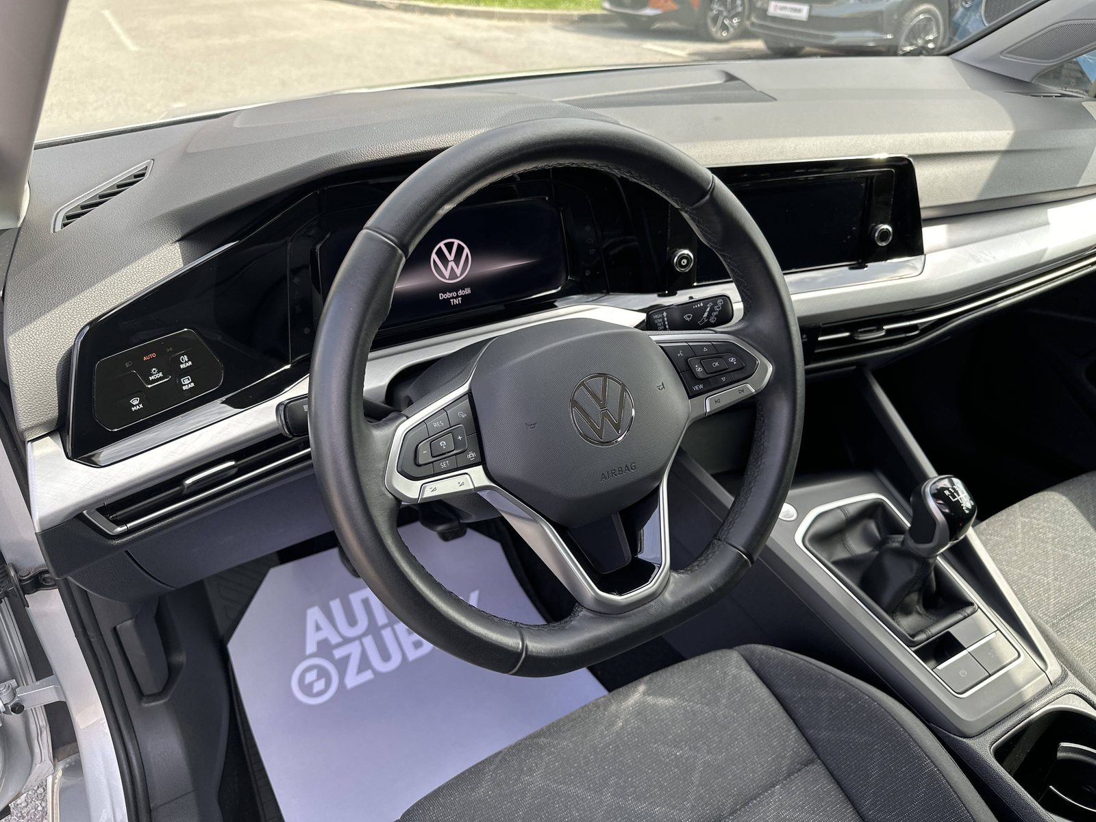 2024 Volkswagen Golf — fotografija 27