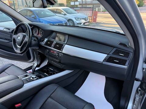 2009 BMW X5 — sličica 12