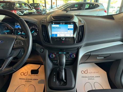 2018 Ford Kuga — sličica 19