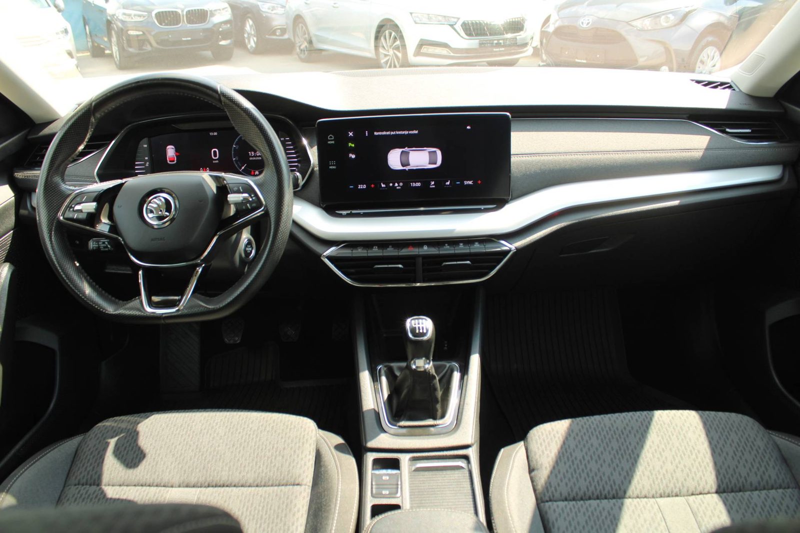 2022 Škoda Octavia — fotografija 13