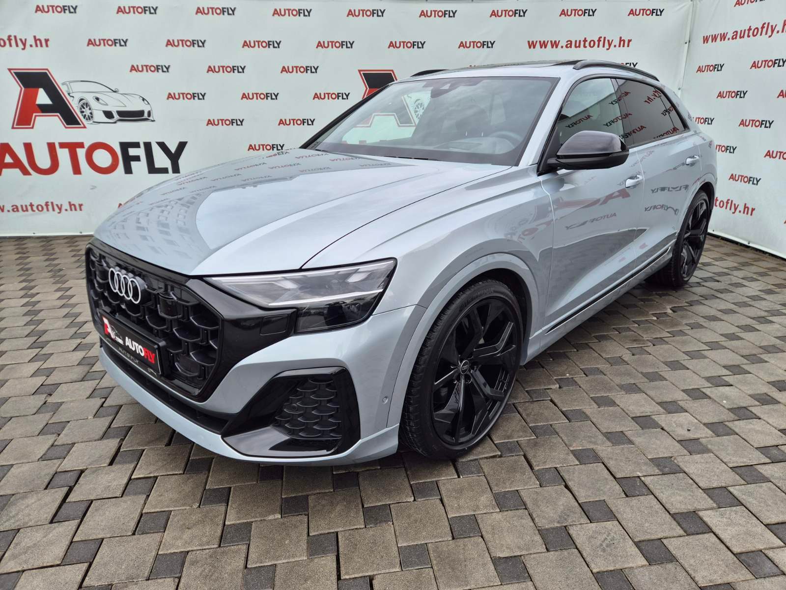 2024 Audi Q8 S line — fotografija 9