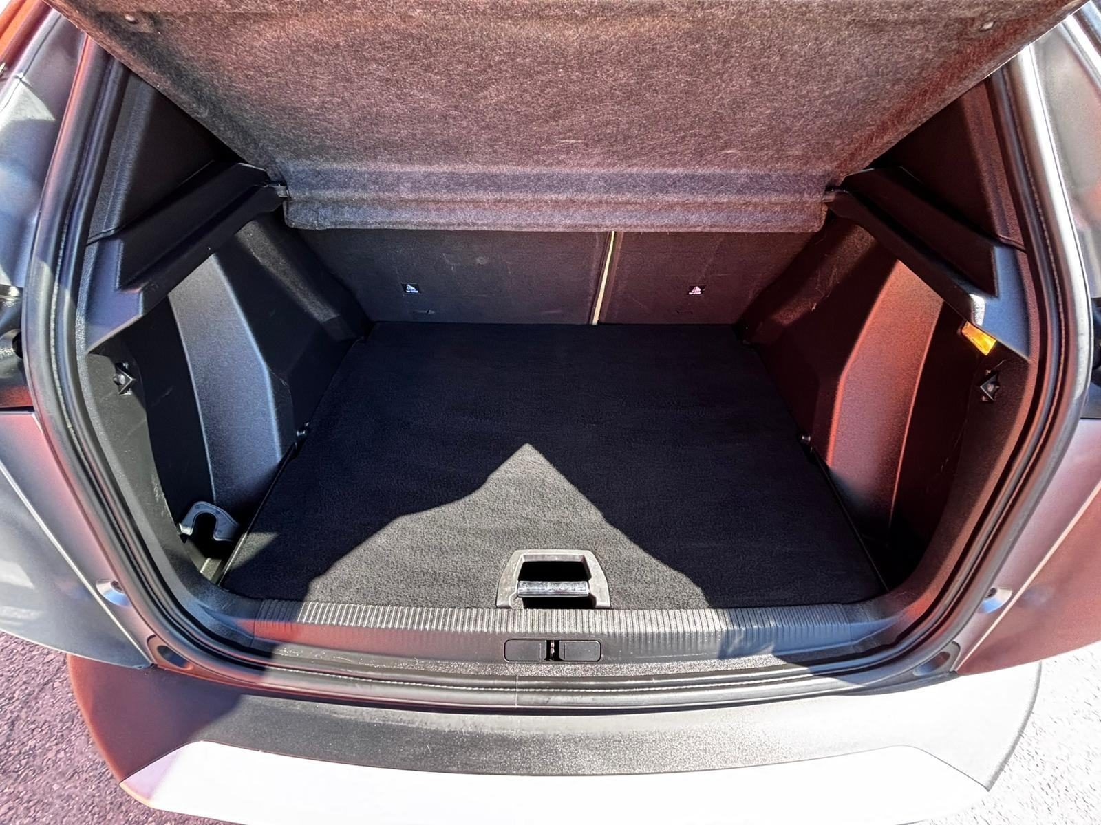 2023 Peugeot 2008 — fotografija 19