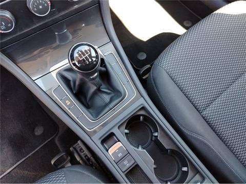 2020 Volkswagen Golf — sličica 13