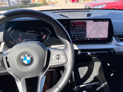 2023 BMW X1 — sličica 4