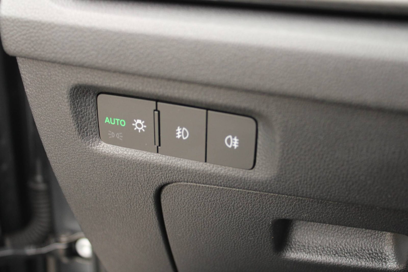 2022 Škoda Octavia Combi — fotografija 15