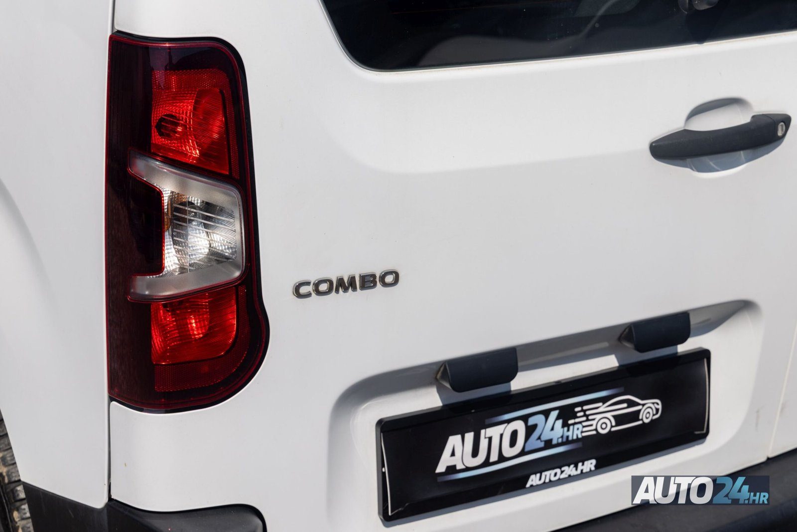 2021 Opel Combo — fotografija 14