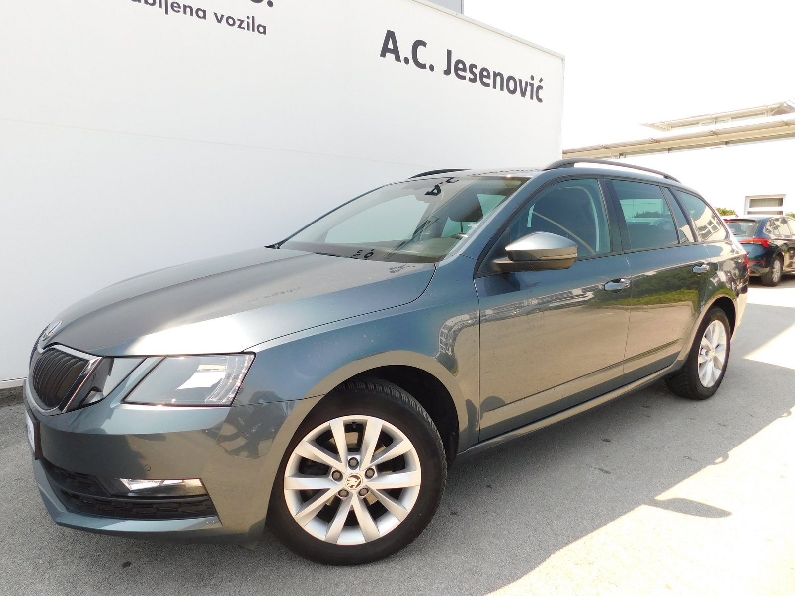 2020 Škoda Octavia Combi — fotografija 7