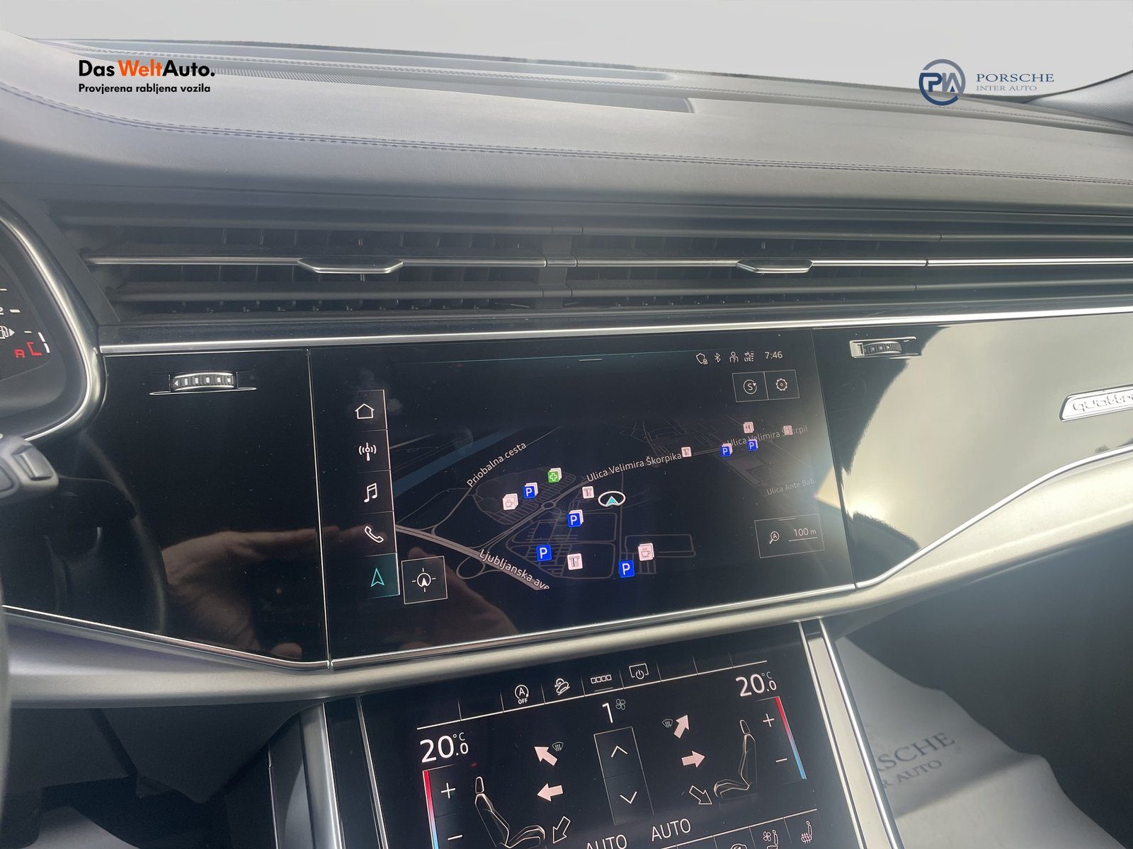 2020 Audi Q8 S line — fotografija 16