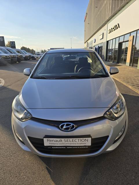 2013 Hyundai i20 — sličica 4