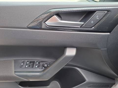 2023 Volkswagen Taigo — sličica 17