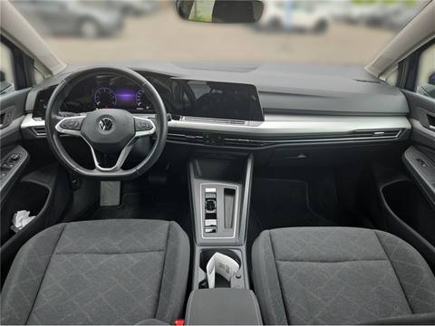2021 Volkswagen Golf — sličica 10