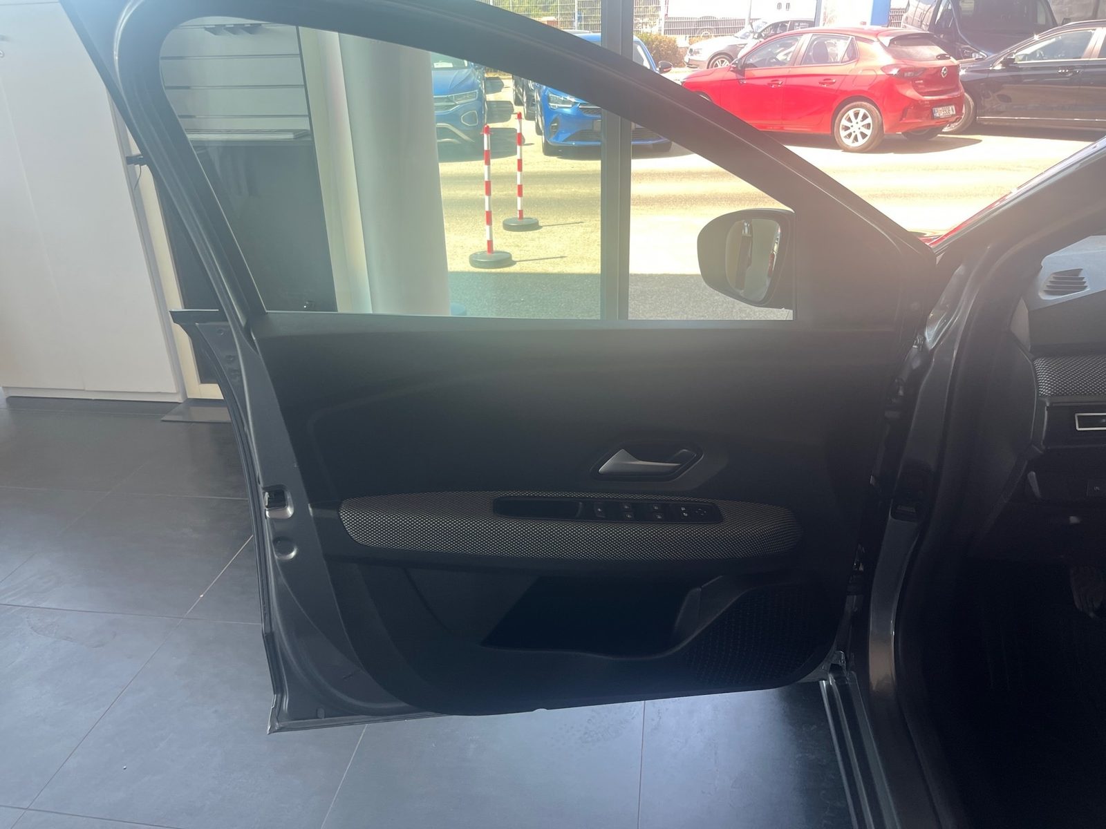 2025 Dacia Sandero — fotografija 15