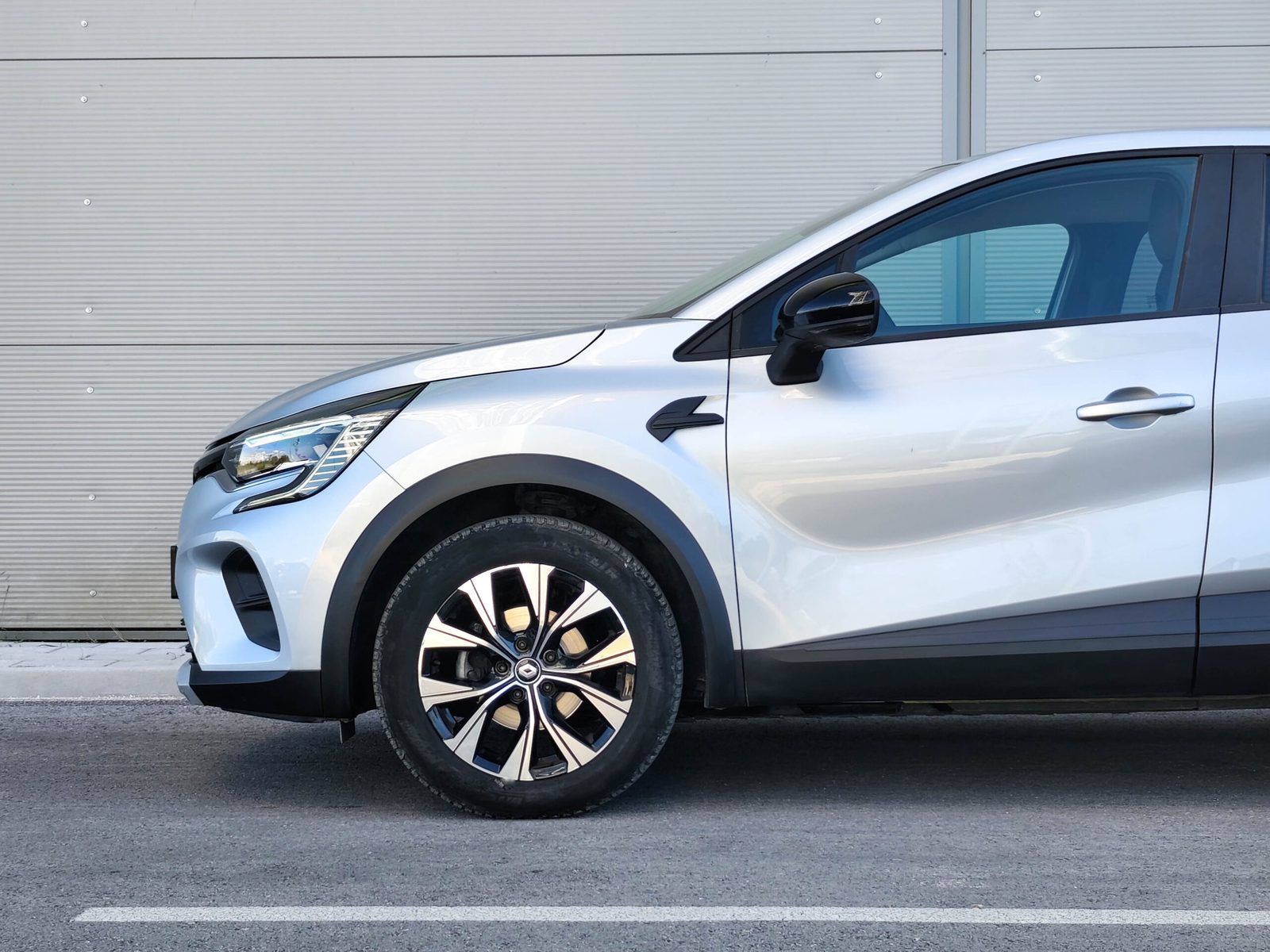 2023 Renault Captur — fotografija 8