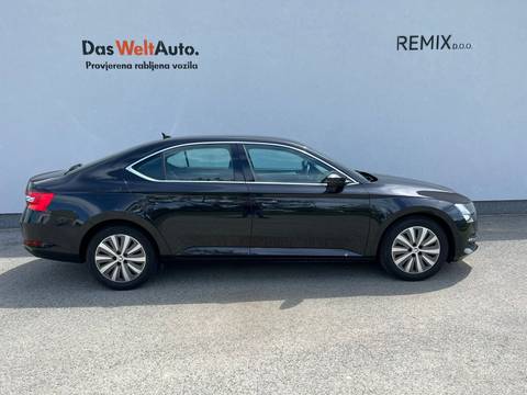 2023 Škoda Superb — sličica 4