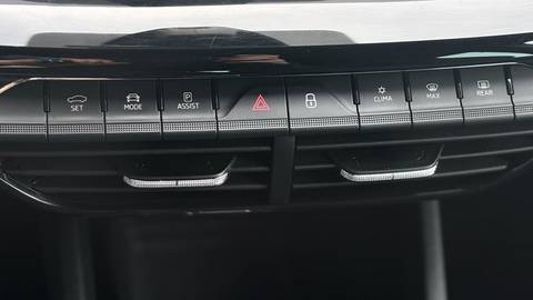 2022 Škoda Octavia — sličica 14