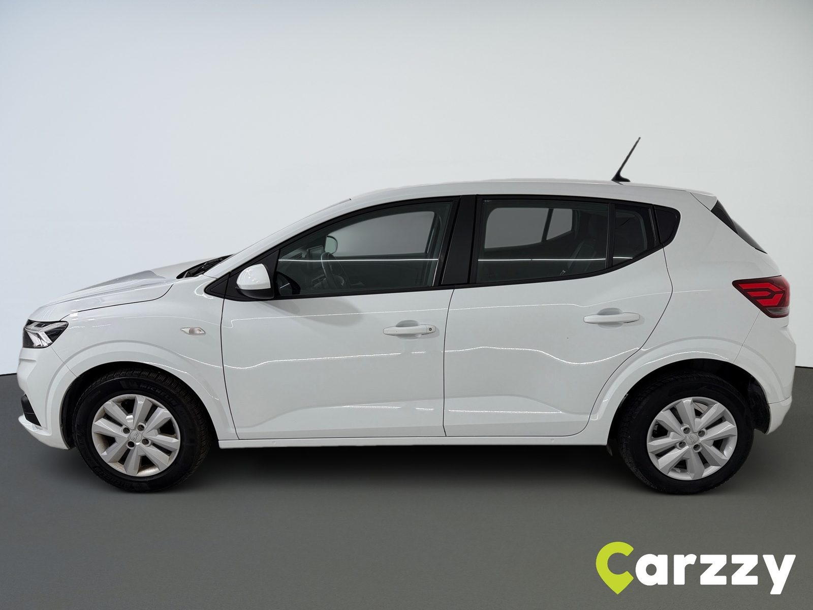2023 Dacia Sandero — fotografija 9