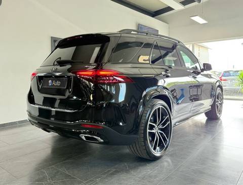 2025 Mercedes-Benz GLE — sličica 4